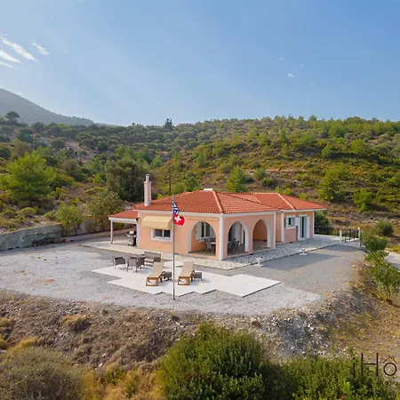 Villa Paradiso - Breathtaking Seaview Ireon Exterior photo